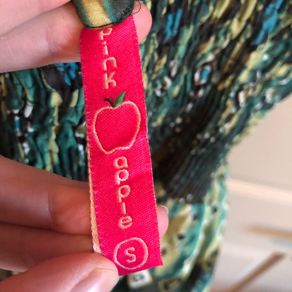 Green Patterned Dress - Picture 7 of 8